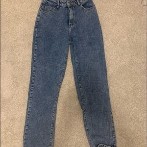 Fashionable straight jeans, size 2